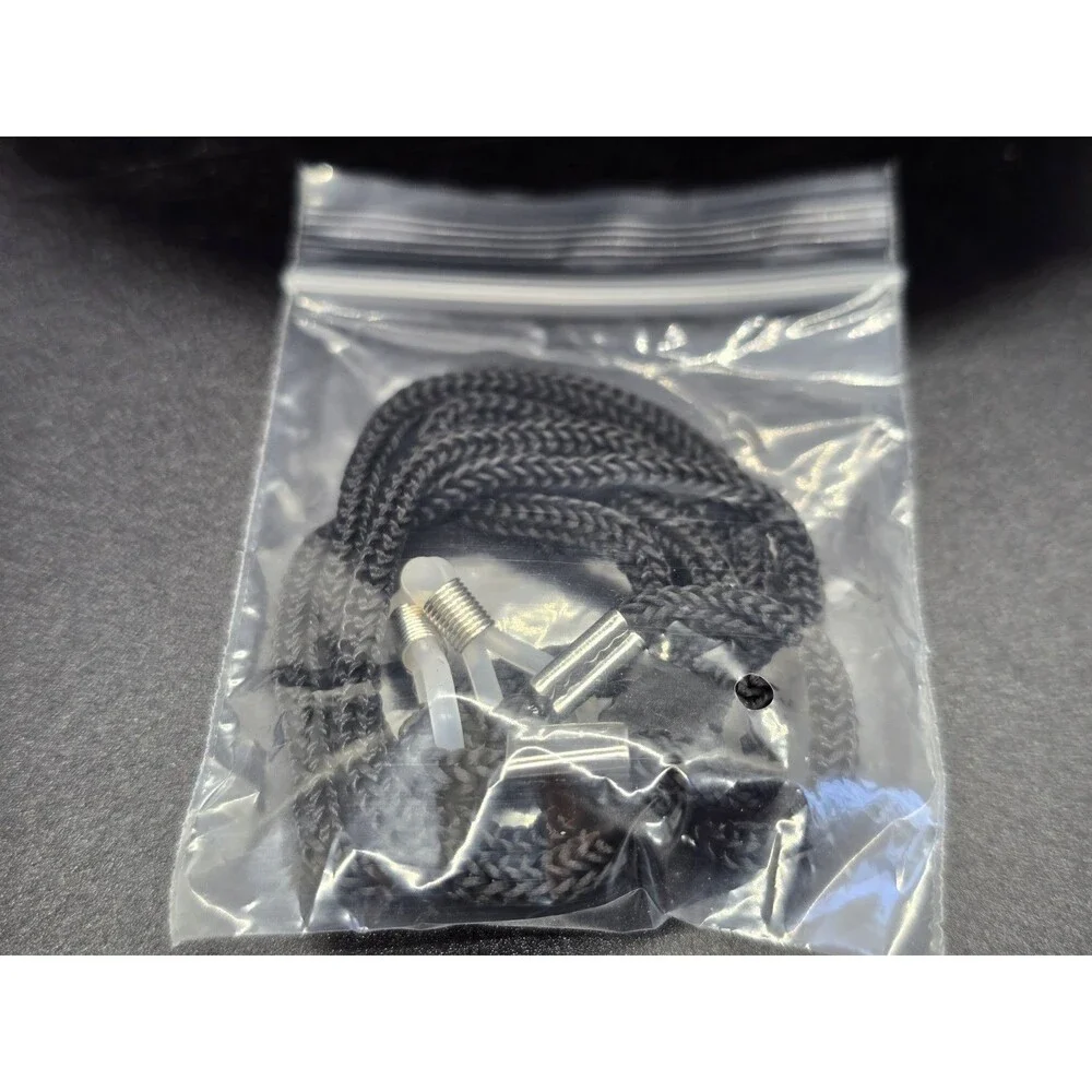 TOREGE  SPORT Sunglasses Hard Case Zip-up Black With Lens Cloth And Cord Holder